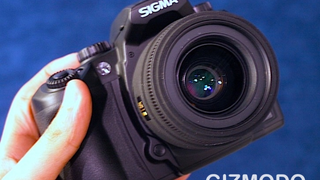 Sigma's Flagship SD15 DSLR Feels Like a Rock (in a Good Way)
